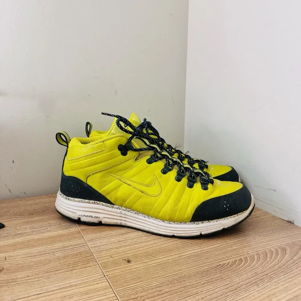 Nike ACG Lunar MacLeay boots bright yellow Men’s Size 10.5